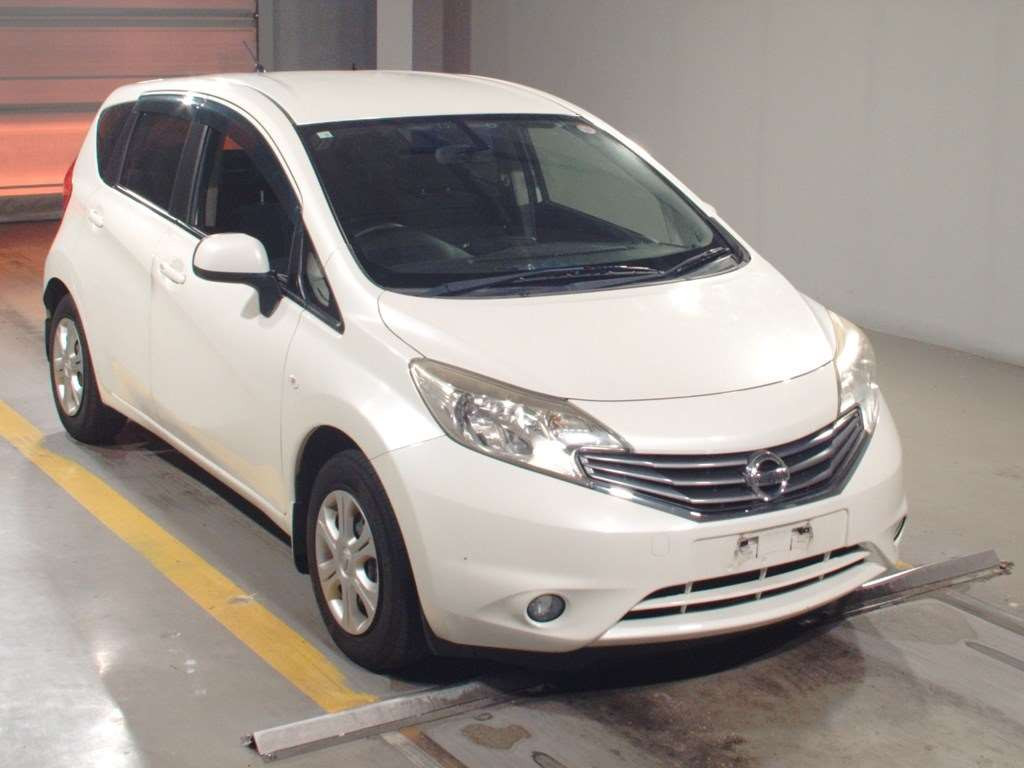 2012 Nissan Note E12[2]