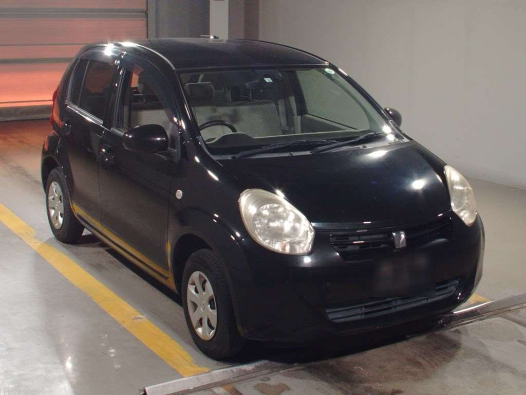 2012 Toyota Passo KGC30[2]