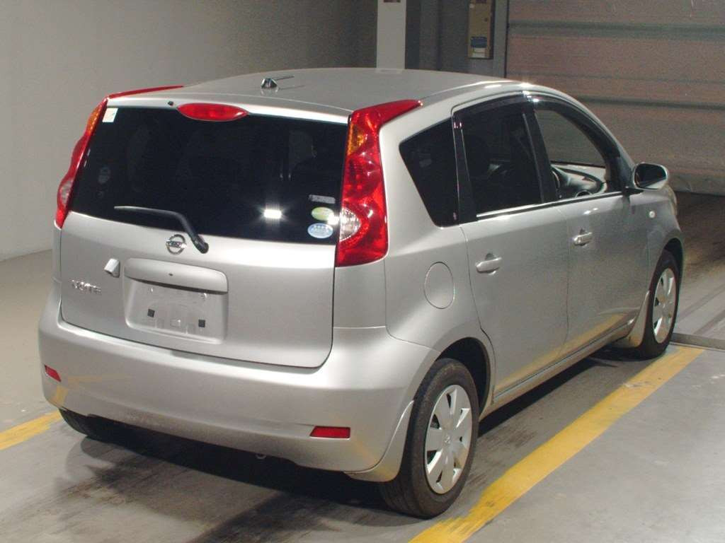 2009 Nissan Note E11[1]