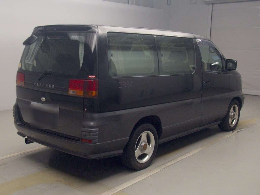 1998 Nissan Caravan Elgrand AVE50[1]