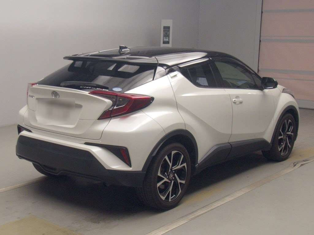 2019 Toyota C-HR NGX10[1]