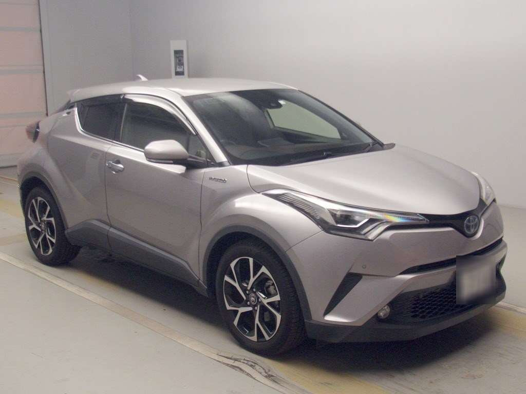 2018 Toyota C-HR ZYX10[2]