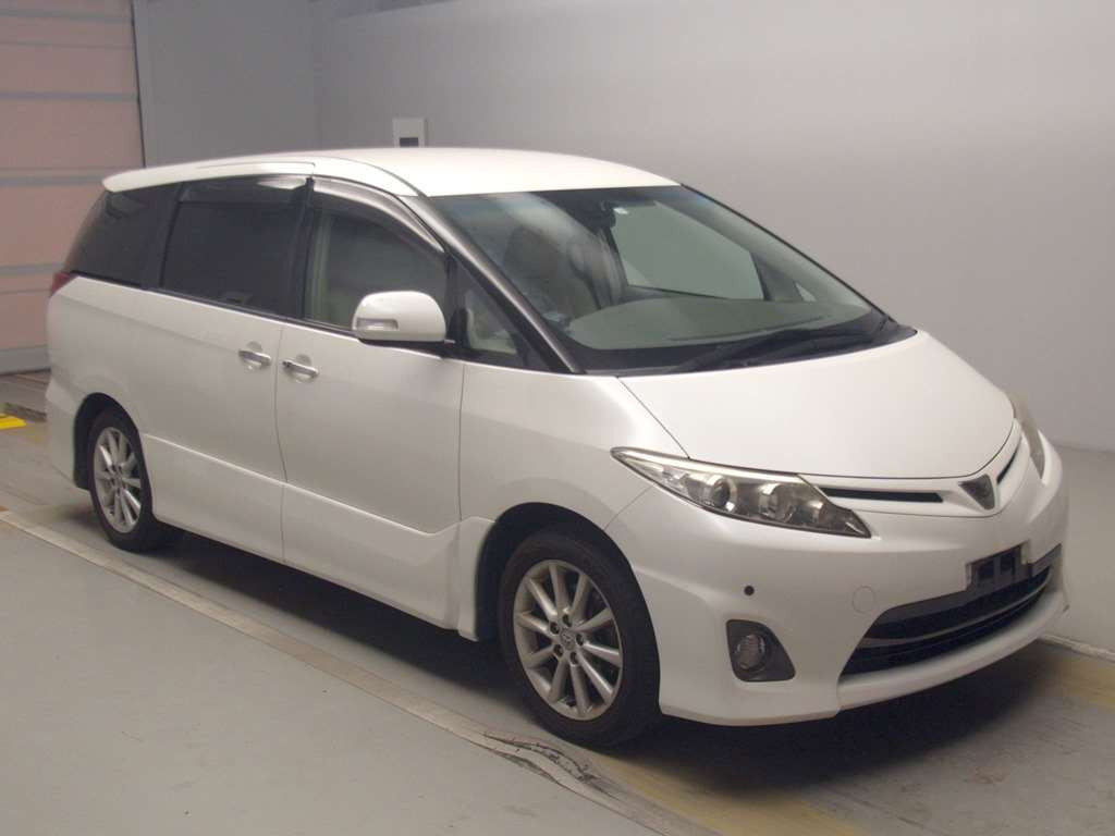 2009 Toyota Estima ACR50W[2]