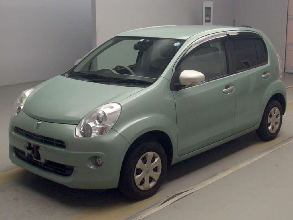 2010 Toyota Passo KGC30[0]