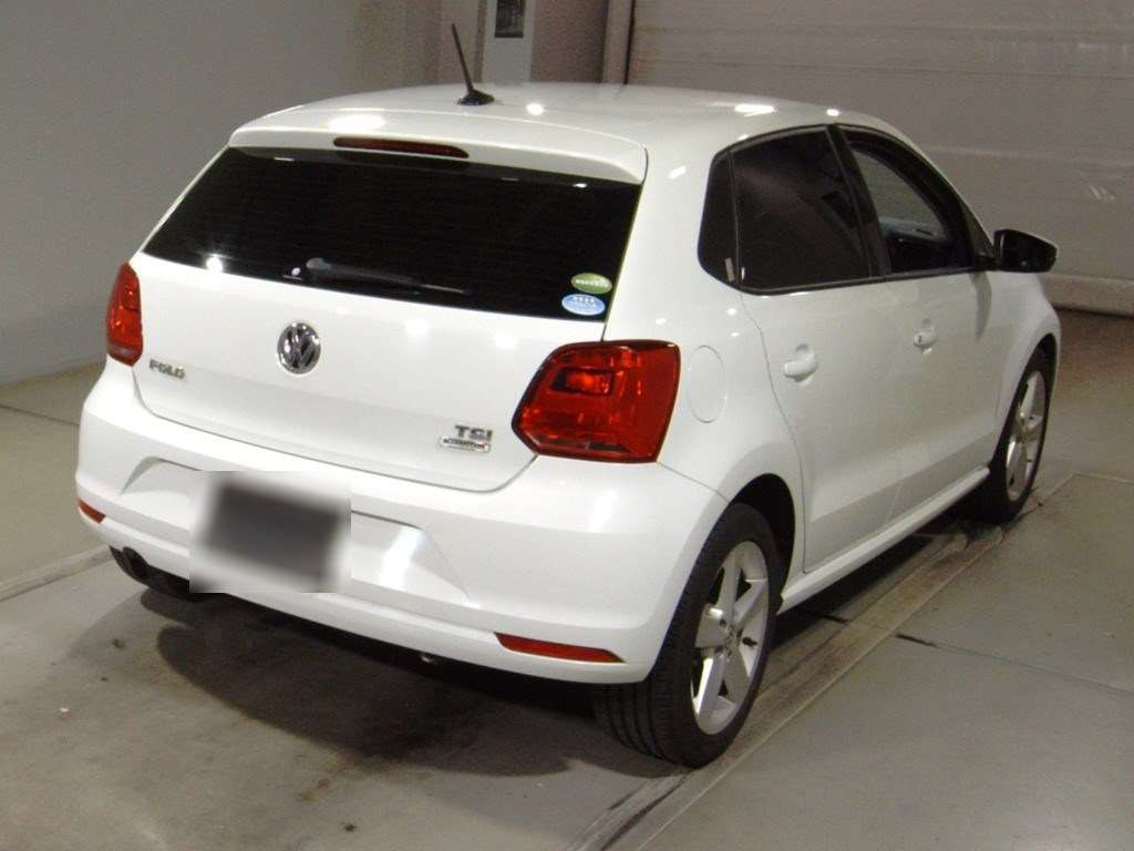 2018 Volkswagen Polo 6RCJZ[1]