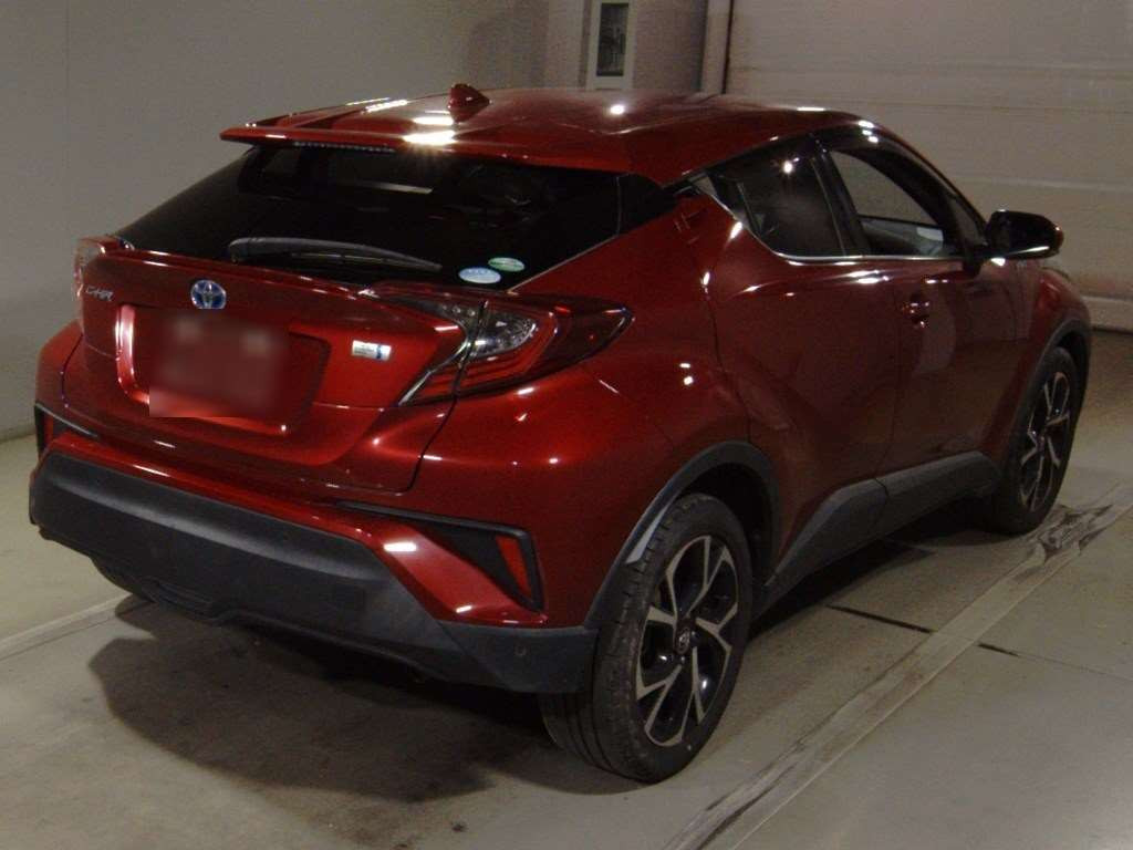 2018 Toyota C-HR ZYX10[1]