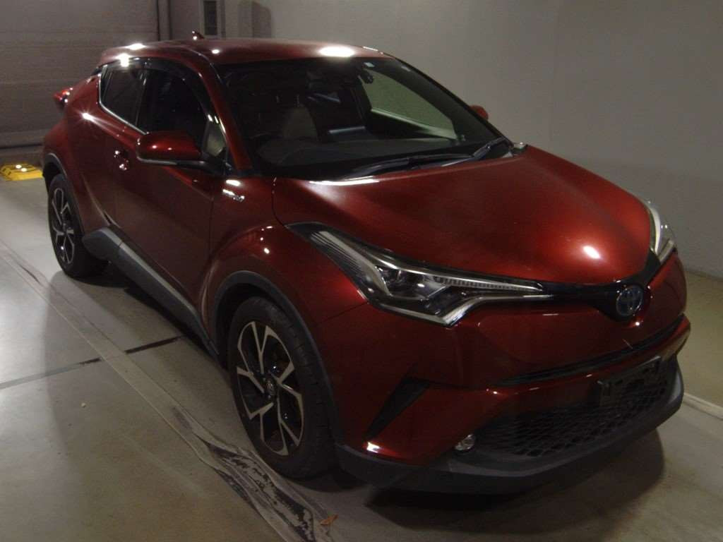 2018 Toyota C-HR ZYX10[2]