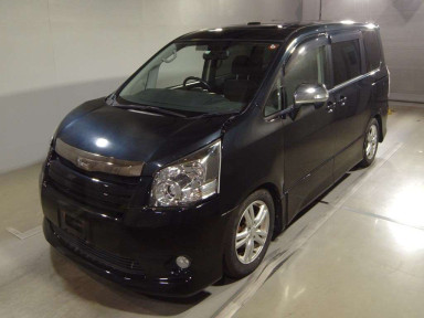 2007 Toyota Noah