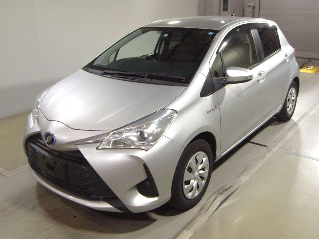 2019 Toyota Vitz NHP130[0]