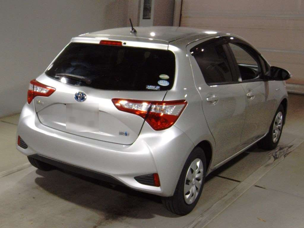 2019 Toyota Vitz NHP130[1]