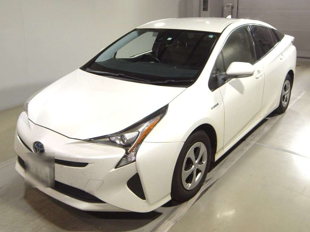 2017 Toyota Prius ZVW50[0]