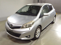 2011 Toyota Vitz