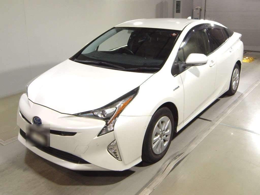 2017 Toyota Prius ZVW50[0]