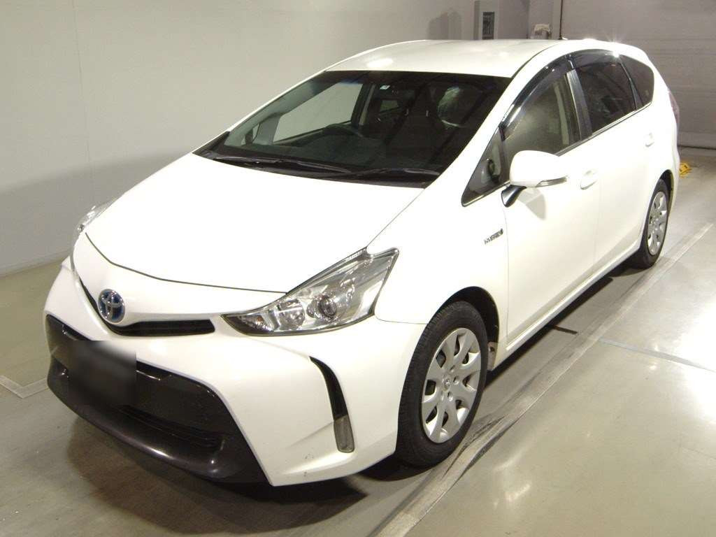 2017 Toyota Prius alpha ZVW41W[0]