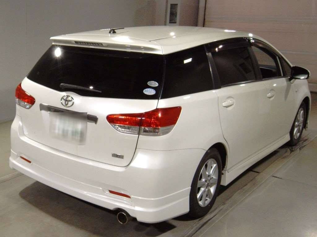 2012 Toyota Wish ZGE25W[1]