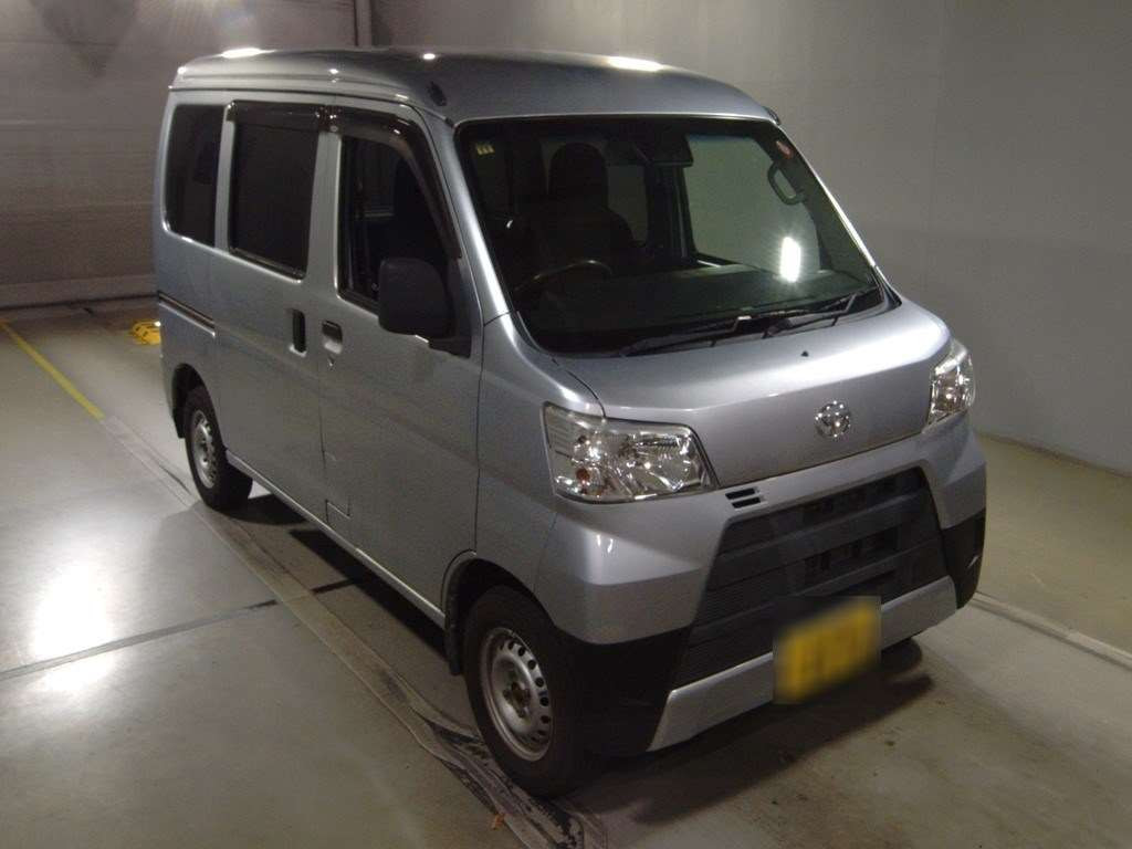 2019 Daihatsu Hijet Cargo S331V[2]