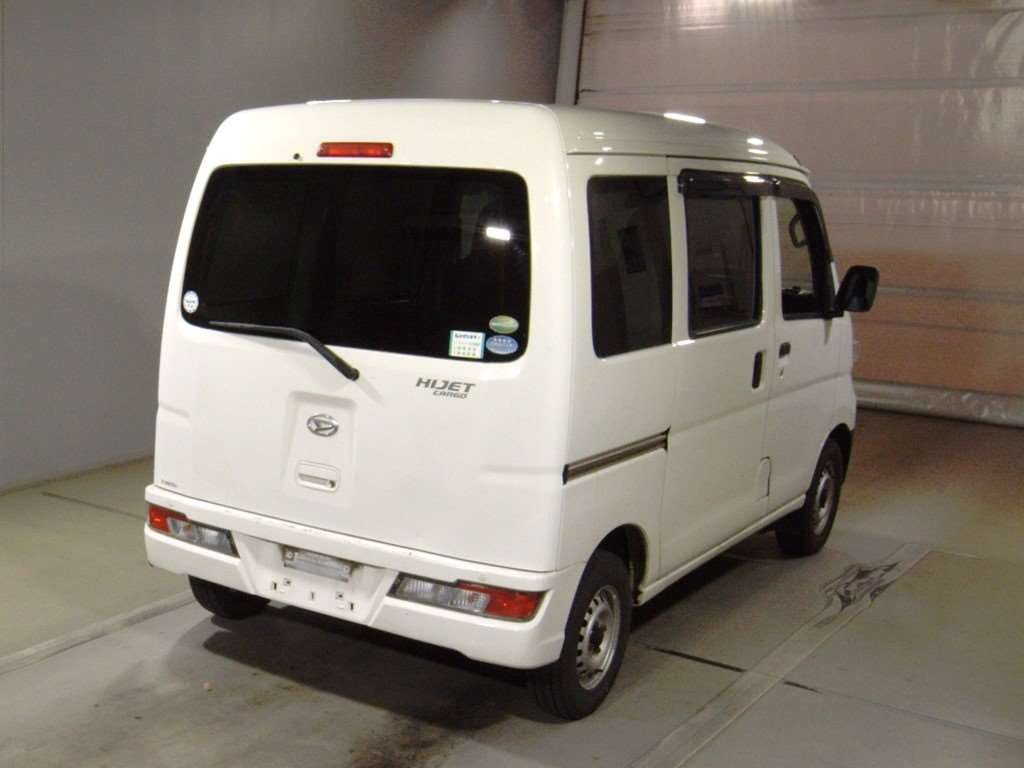 2019 Daihatsu Hijet Cargo S331V[1]