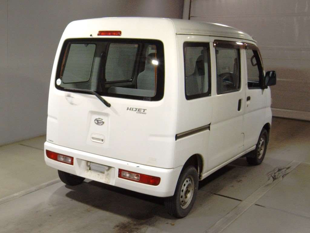 2013 Daihatsu Hijet Cargo S331V[1]