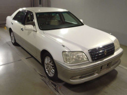 2003 Toyota Crown