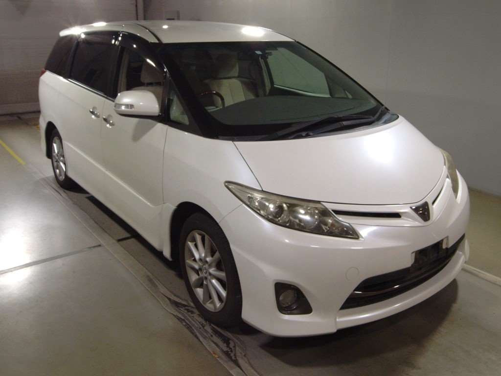 2009 Toyota Estima ACR50W[2]