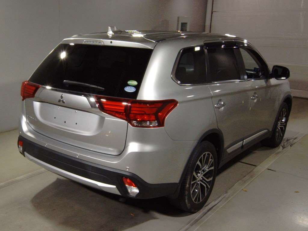 2018 Mitsubishi Outlander GF8W[1]