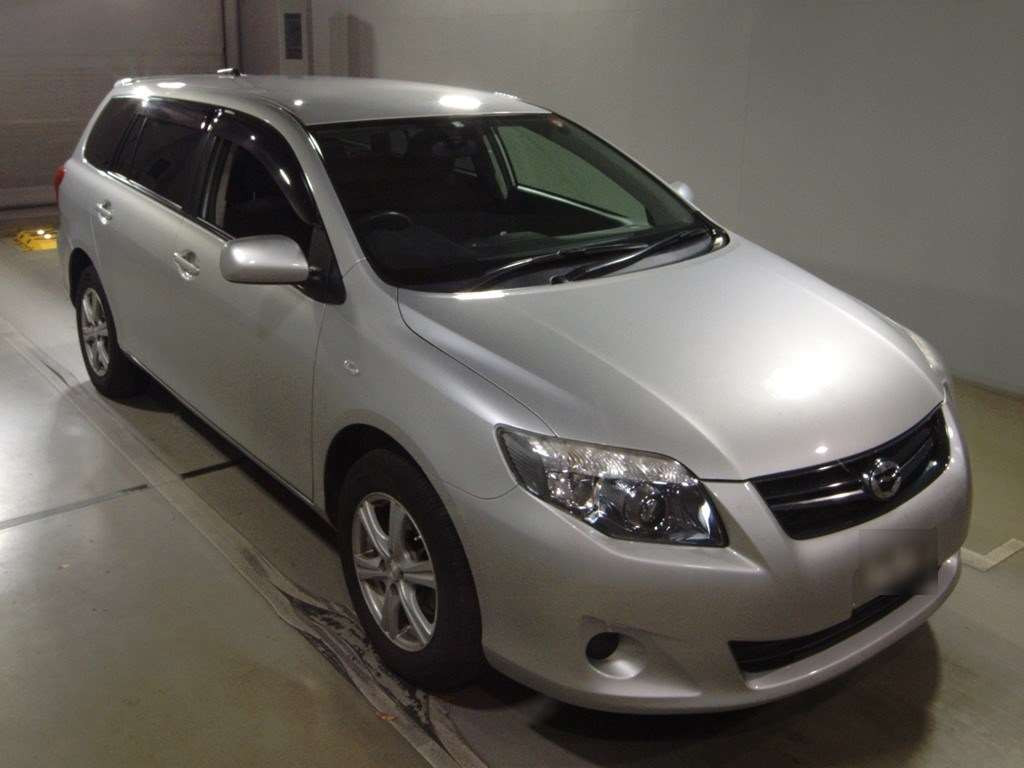 2010 Toyota Corolla Fielder NZE144G[2]