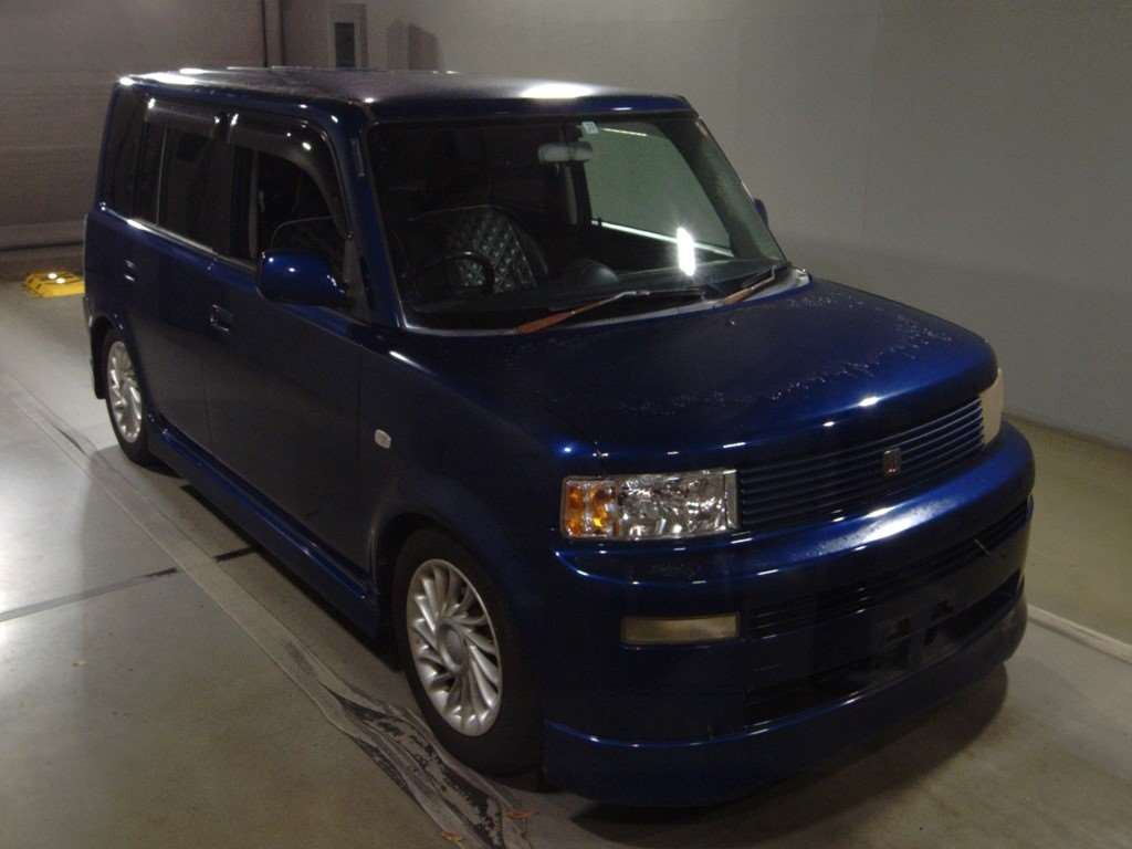 2001 Toyota bB NCP31[2]