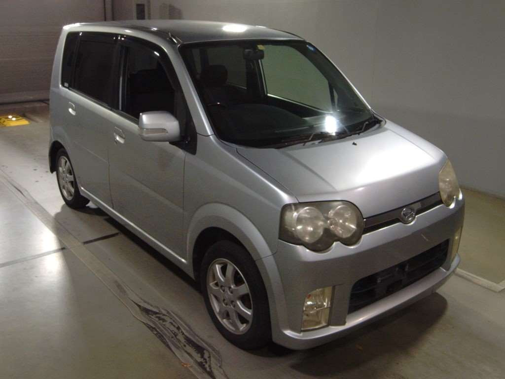 2005 Daihatsu Move L160S[2]