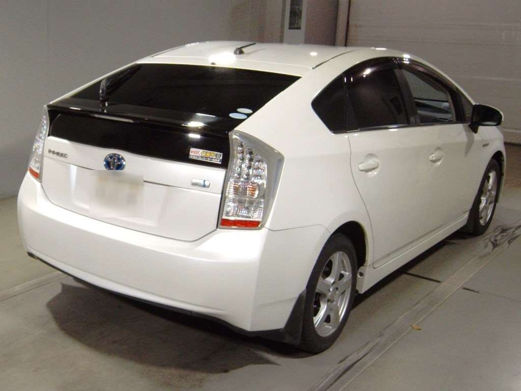 2009 Toyota Prius ZVW30[1]