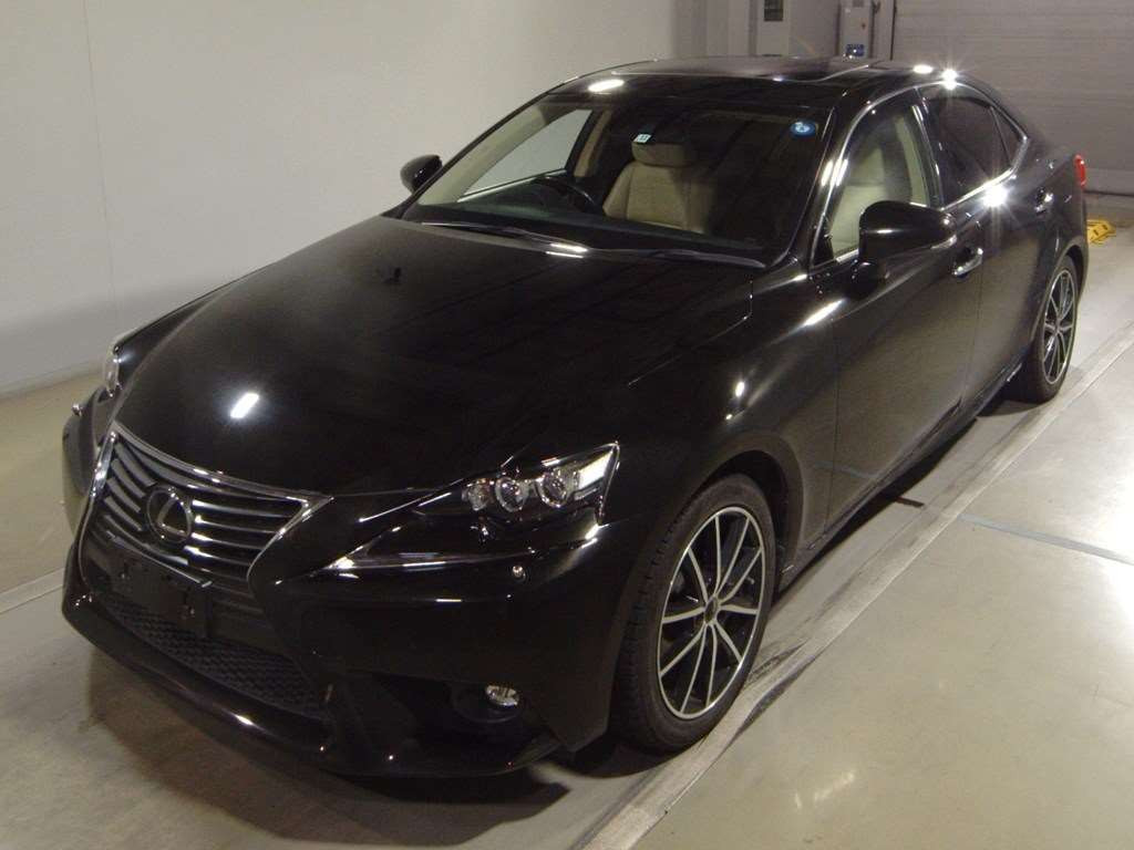 2015 Lexus IS AVE35[0]