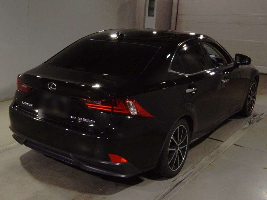 2015 Lexus IS AVE35[1]