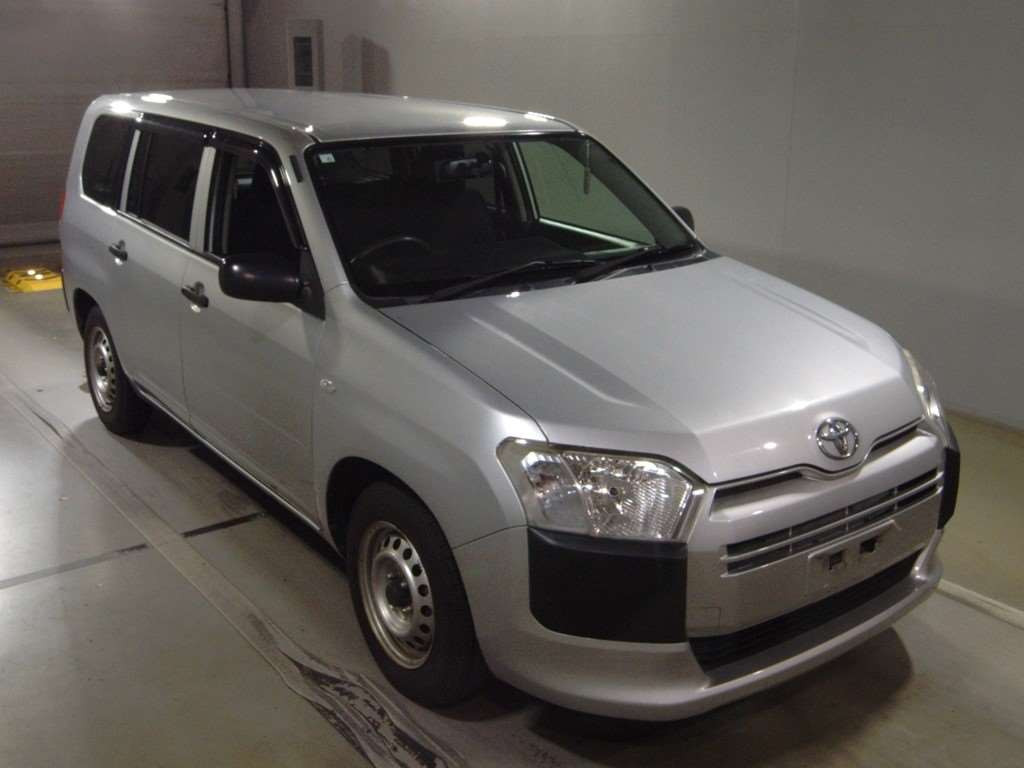 2015 Toyota Probox NSP160V[2]