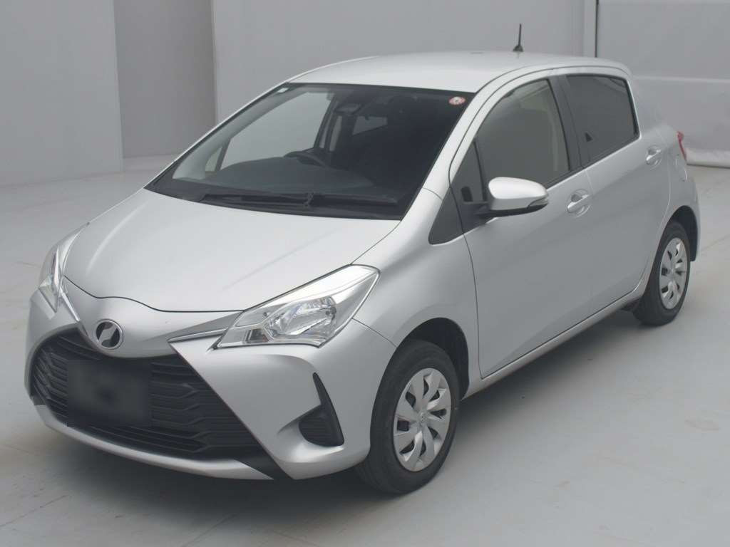 2019 Toyota Vitz NSP135[0]