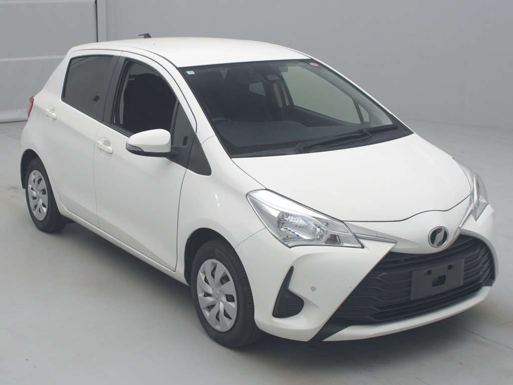 2018 Toyota Vitz KSP130[2]