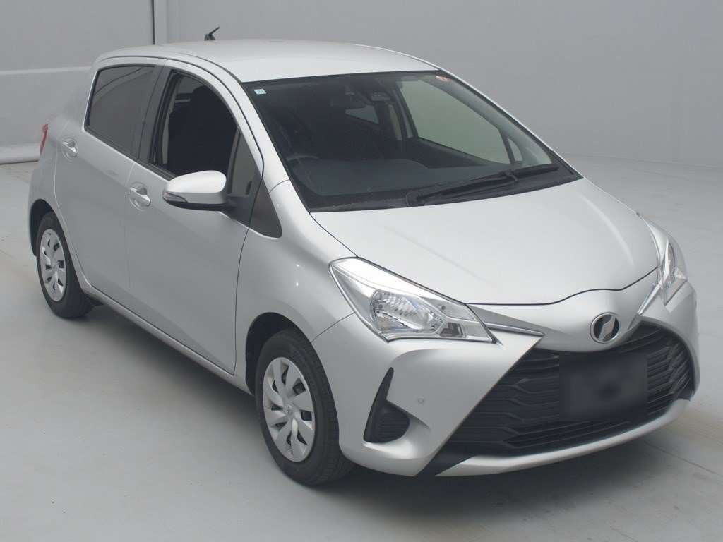 2018 Toyota Vitz KSP130[2]