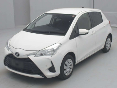 2017 Toyota Vitz