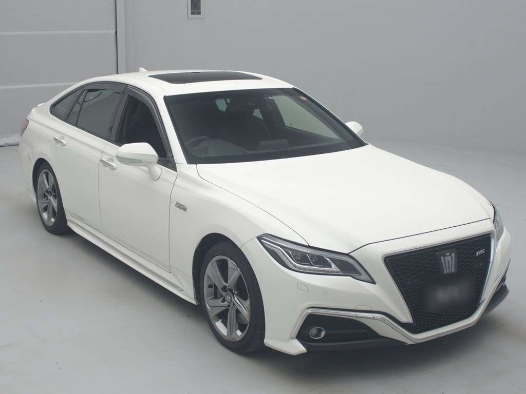 2020 Toyota Crown Hybrid GWS224[2]