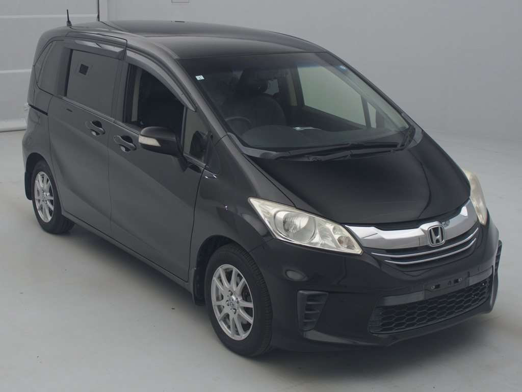 2015 Honda Freed GB3[2]