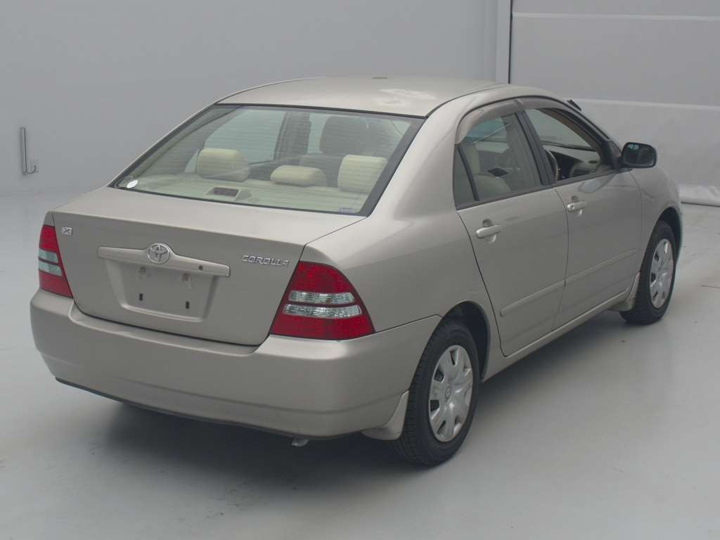 2004 Toyota Corolla Sedan NZE121[1]