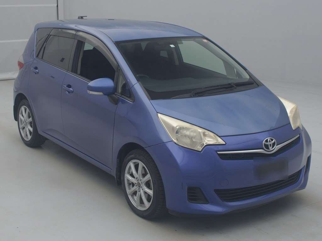 2012 Toyota Ractis NSP120[2]