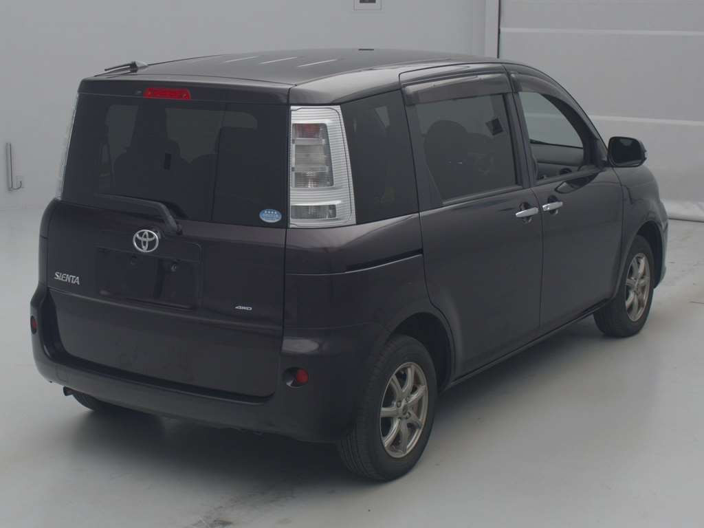 2013 Toyota Sienta NCP85G[1]