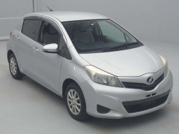 2011 Toyota Vitz