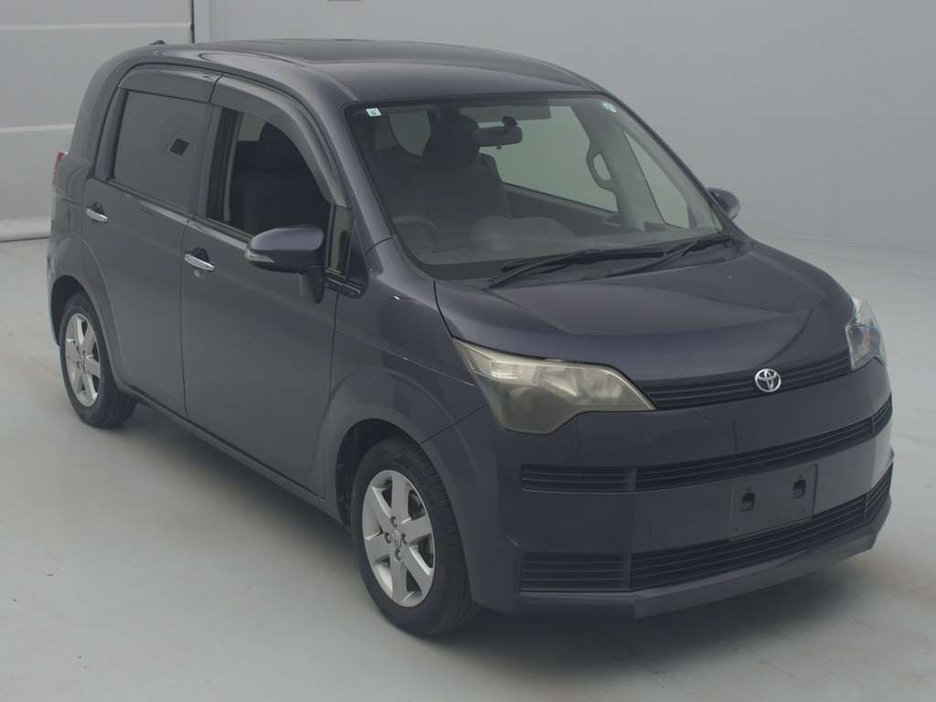 2013 Toyota Spade NCP141[2]