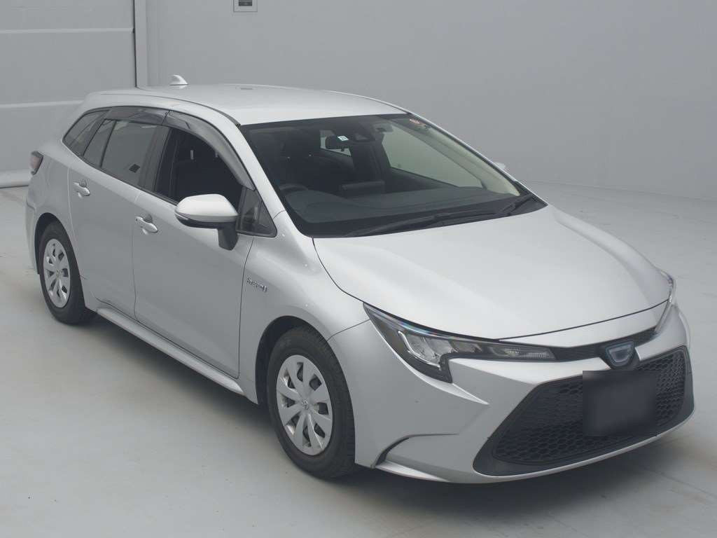 2019 Toyota Corolla Touring Wagon ZWE214W[2]