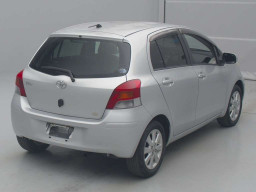 2010 Toyota Vitz