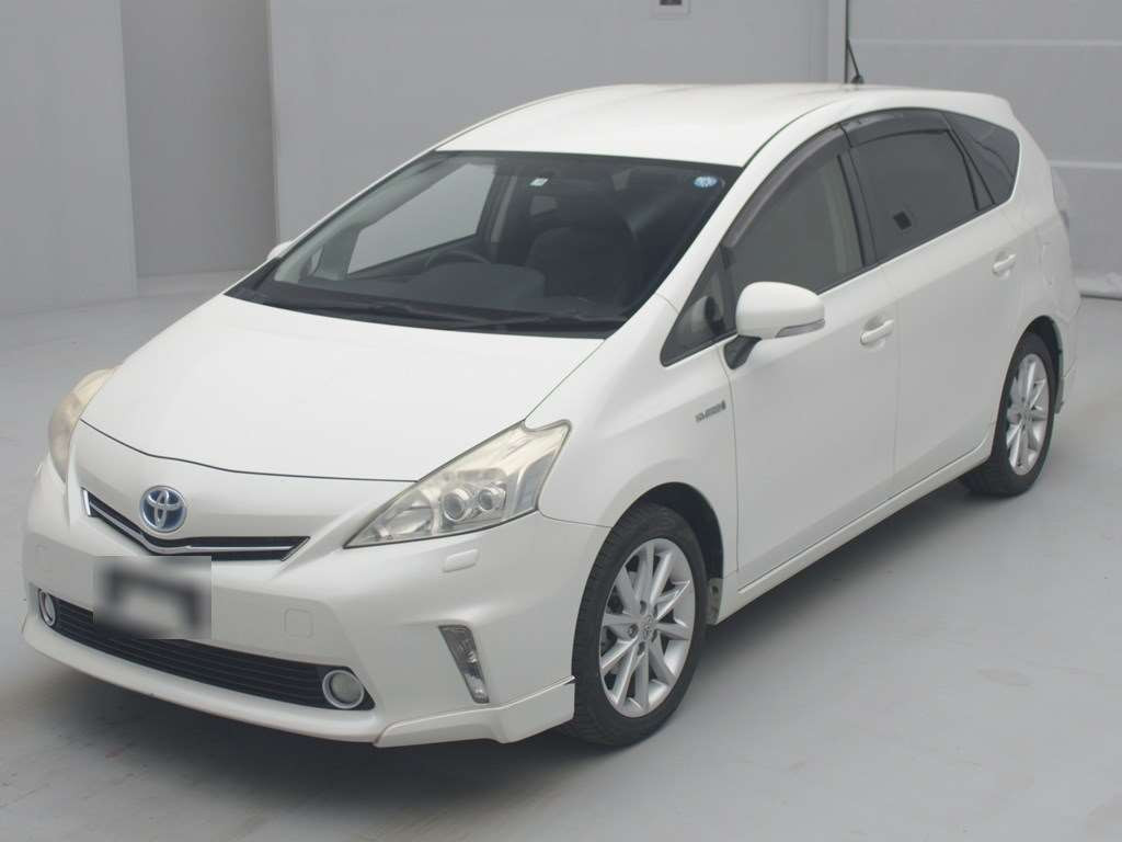 2013 Toyota Prius alpha ZVW40W[0]