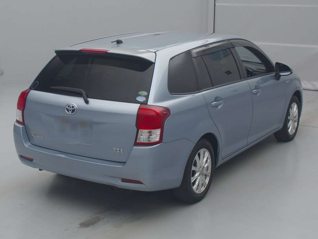 2014 Toyota Corolla Fielder NKE165G[1]