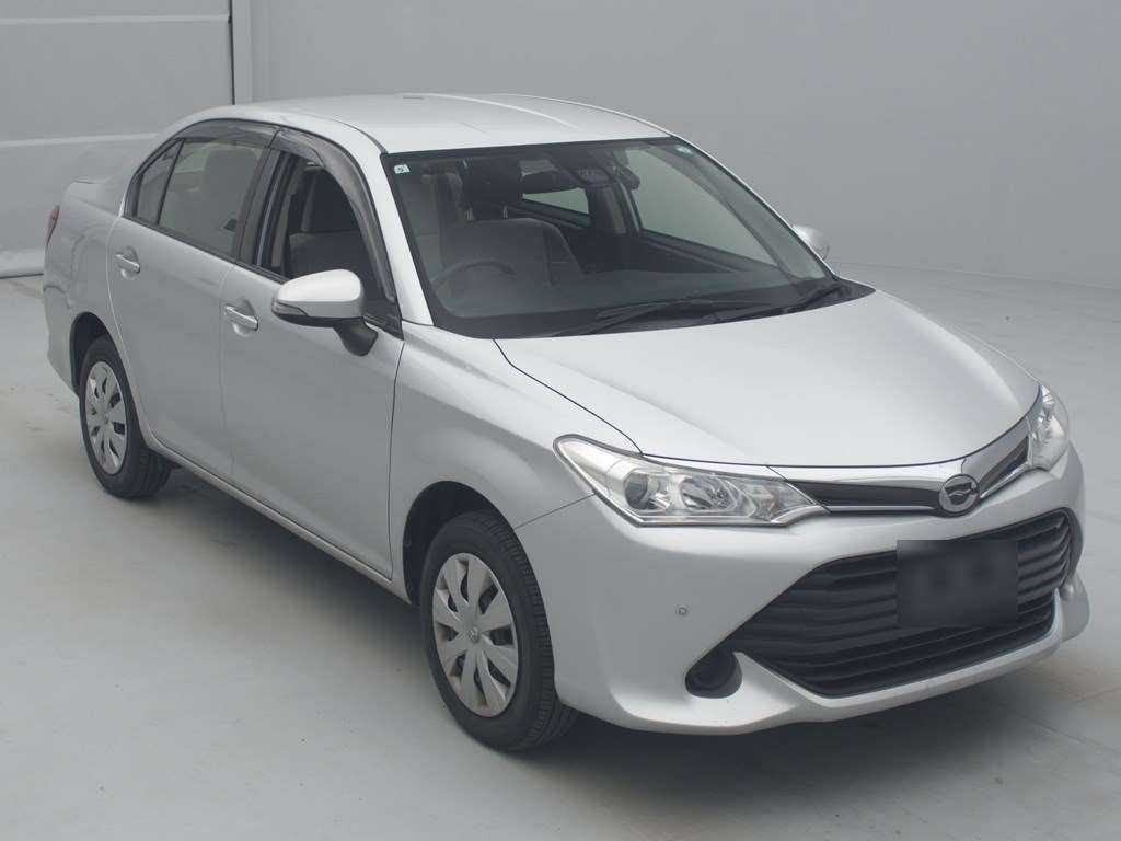 2017 Toyota Corolla Axio NZE164[2]