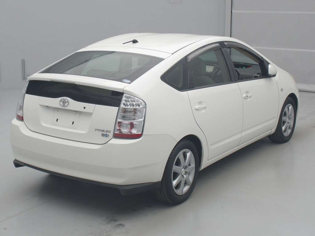 2004 Toyota Prius NHW20[1]