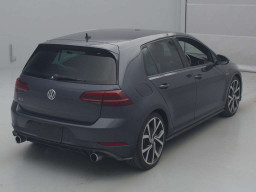 2017 Volkswagen GOLF GTI